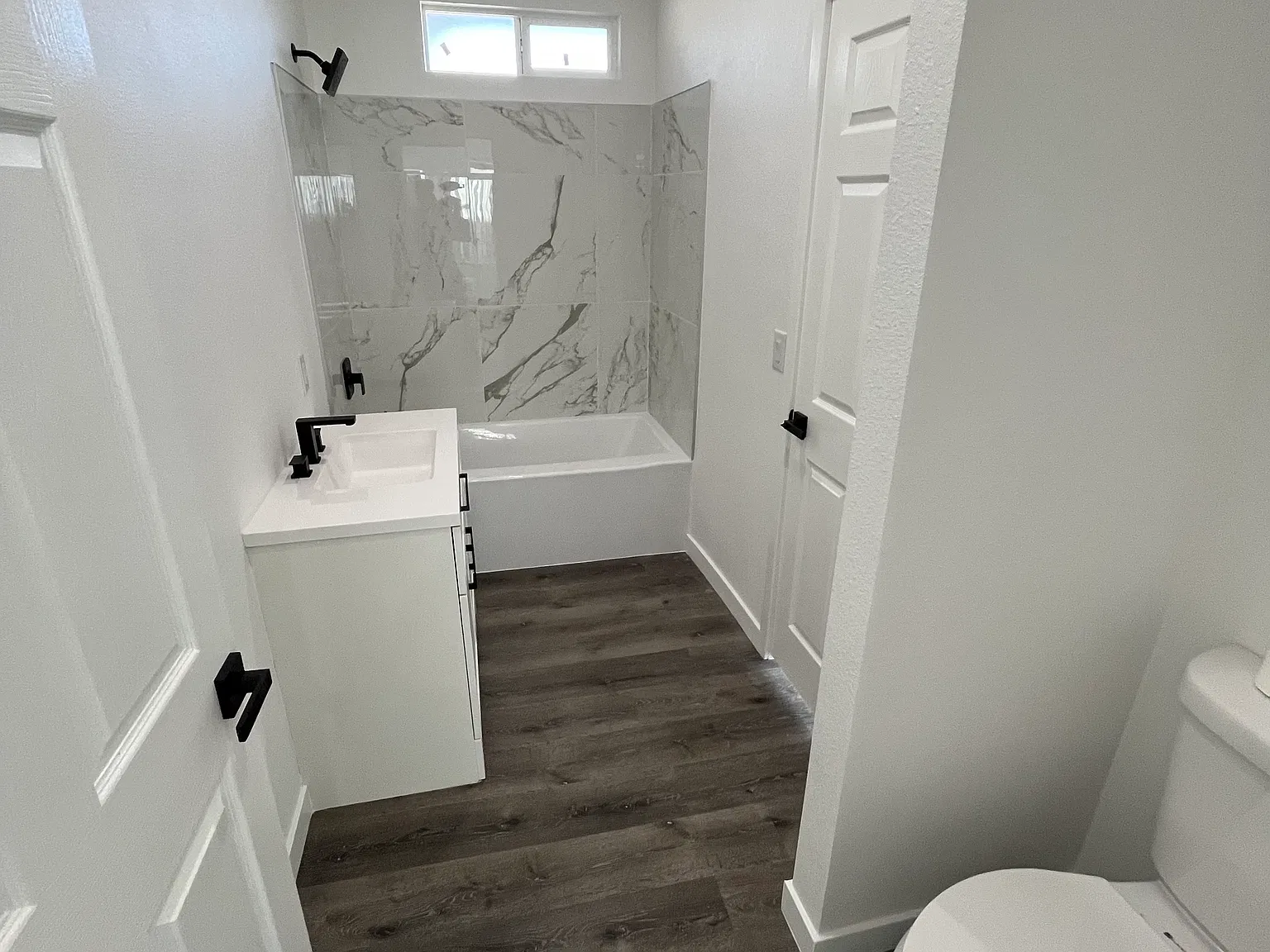 2 bed, 500 sqft, $2,200 — Photo 3