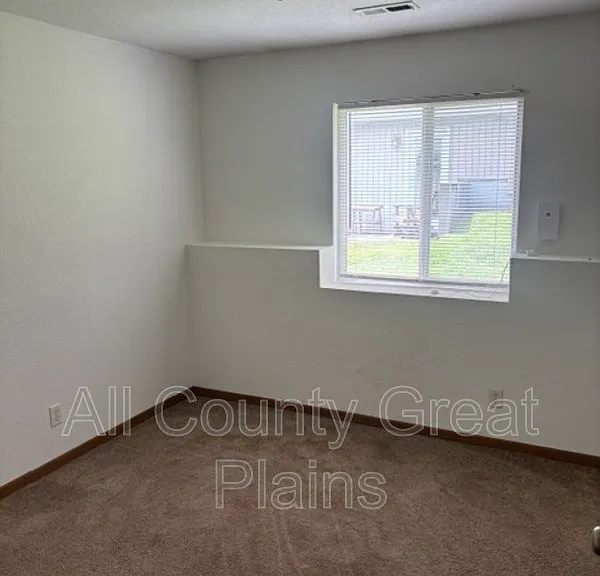 1104 Fall Meadow Ln — Photo 6