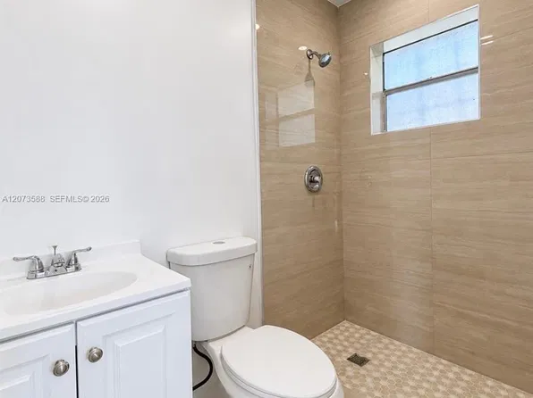 19211 NW 52nd Ave, Miami Gardens, FL 33055
