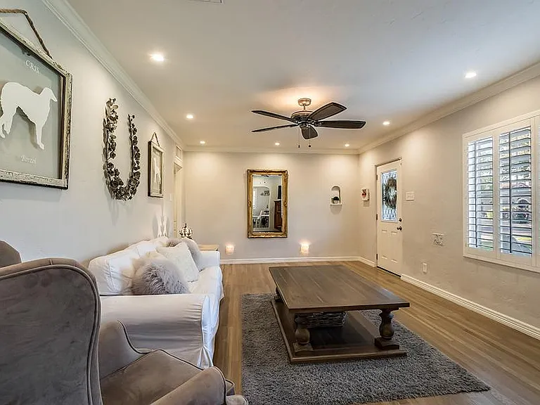 513 W Granada Rd — Photo 6