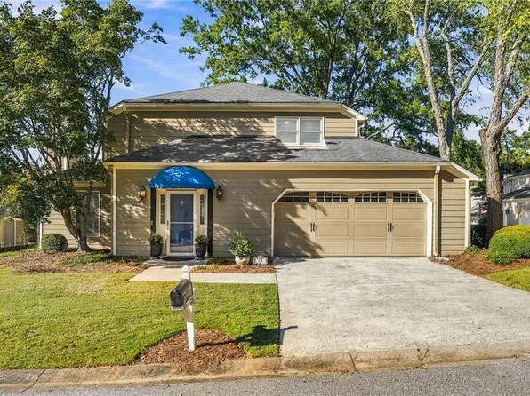 15 Ashleigh Ter, Marietta, GA 30062