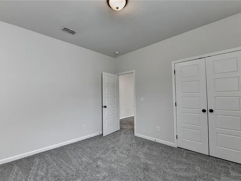 1854 Westfall Lndg — Photo 51