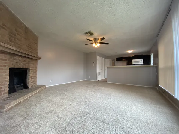 8459 Cranberry Hl APT 4, San Antonio, TX 78254