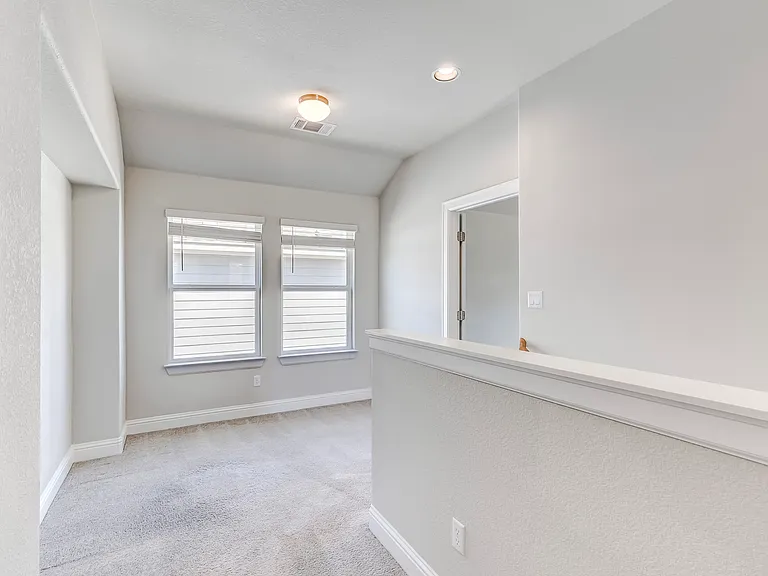 113 Riverhill Dr — Photo 28
