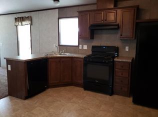 851 Courtland Ln, Muskegon, MI 49442