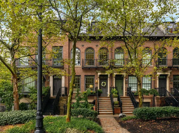 222 E Gay St #Townhouse 26, Columbus, OH 43215