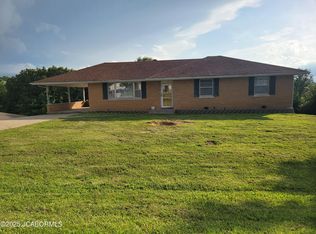 907 Scott Station Rd, Jefferson City, MO 65109