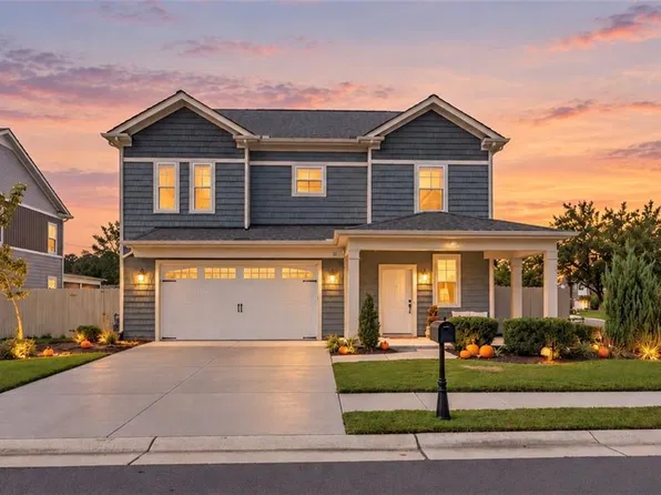 1900 Briton Ln, Chesapeake, VA 23322