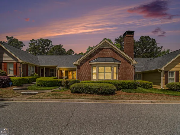 1484 Winston Pl, Decatur, GA 30033