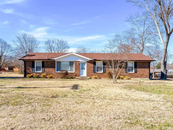 132 Neverbreak Dr, Hendersonville, TN 37075