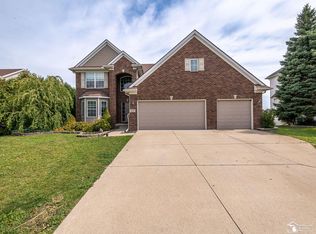 449 Corinth Cir, Dundee, MI 48131