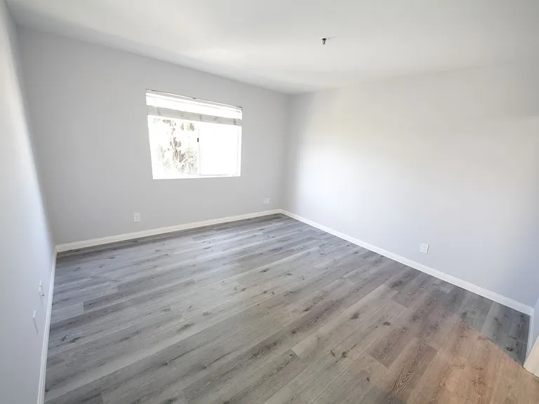 Westchester Manor — Photo 11