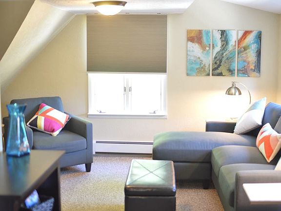 2nd image of 536 Woodford St #2BR