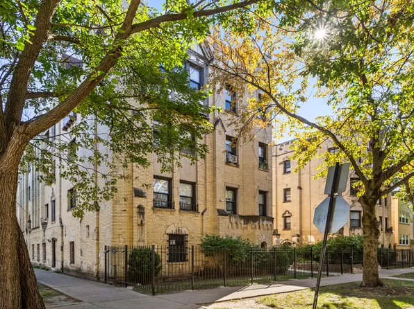 5653 N Spaulding Ave APT 1W, Chicago, IL 60659