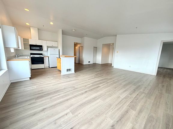 Open Kitchen Layout