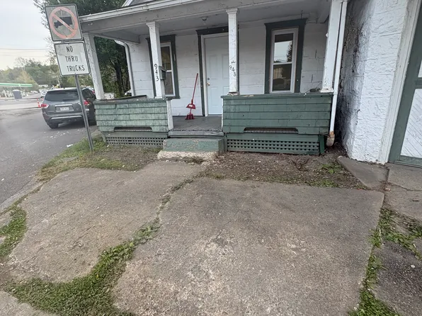 943 E Park Ave, Fairmont, WV 26554