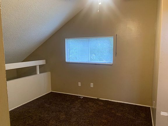 5th image of 2810 N Chester Ave APT B