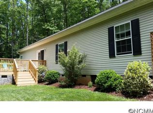 101 Bens Cove Rd, Candler, NC 28715