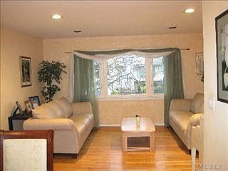 1st image of 2946 Bond Dr