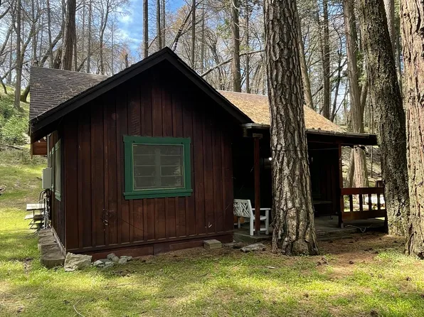 22 White River Road, California Hot Springs, CA 93207