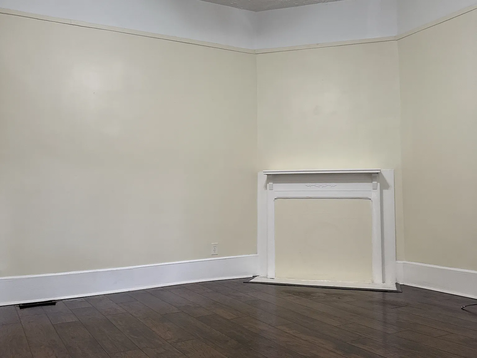1 bed, 900 sqft, $1,250 — Photo 2