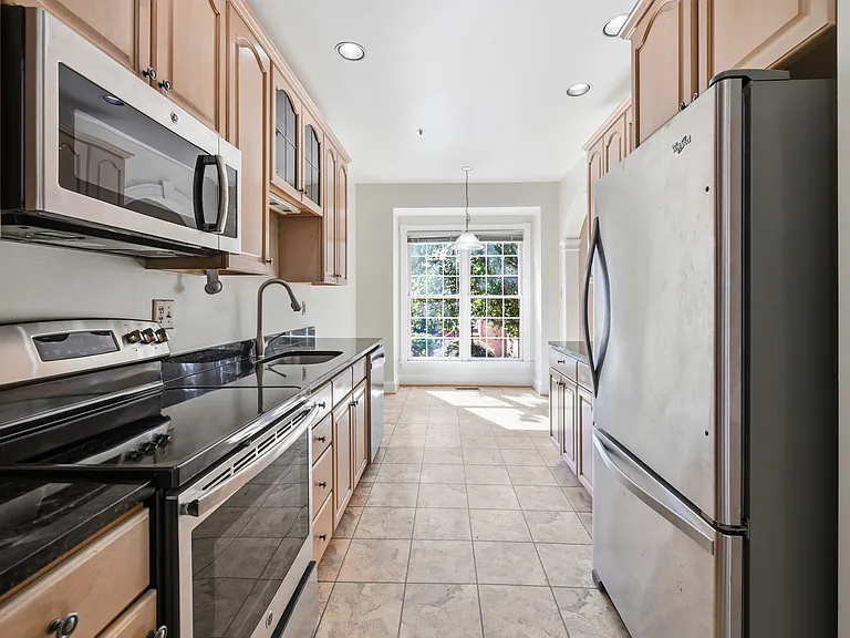 6030 Kelsey Ct — Photo 6