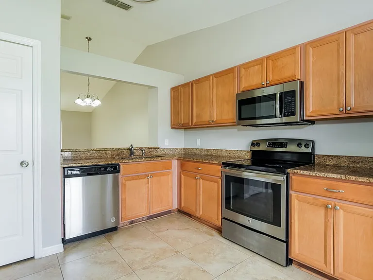 12775 Majorama Dr — Photo 8