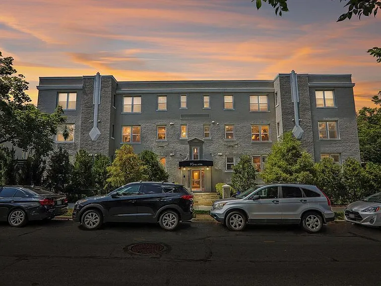 5024 9th St NW #203 — Photo 3
