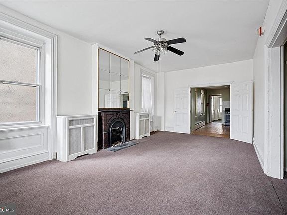 3rd image of 188 Green Ln APT 1