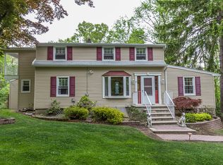 41 Sunset Ln, Basking Ridge, NJ 07920