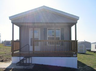 550 Chestnut Trl, Dubuque, IA 52001