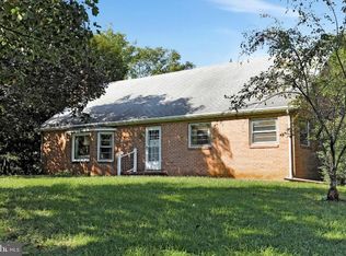 171 Cumbo Rd, Martinsburg, WV 25403