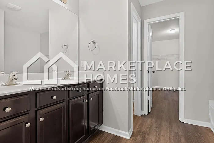 401 Feather Site Ct — Photo 16