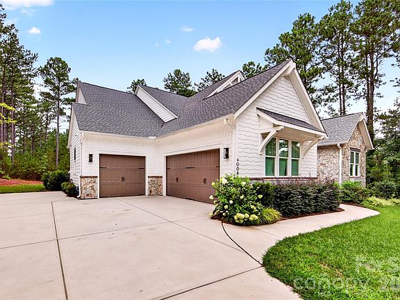 2nd image of 4008 Persimmon Rd