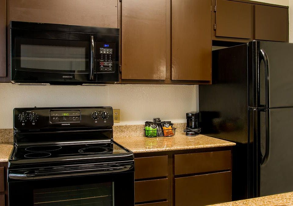 Full Size Kitchen Units