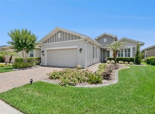 1689 Victoria Gardens Dr, Deland, FL 32724