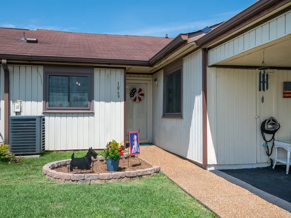 1069 Heritage Dr, Madison, TN 37115