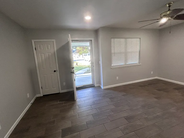 306 Fawn Cir — Photo 10