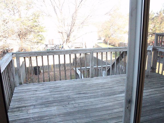 Kitchen Sliding Glass Door to Deck