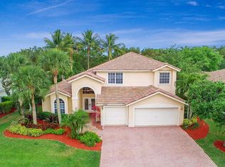 11296 Edgewater Cir, Wellington, FL 33414
