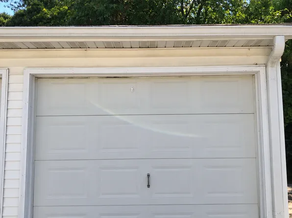 401 Palomino Ln, Madison, WI