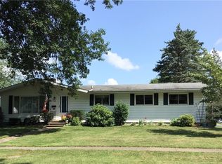 142 Yale Ave, Elyria, OH 44035