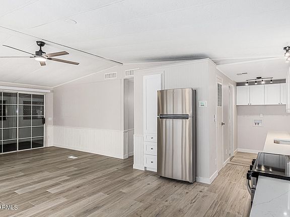 5th image of 8146 E BONNELL Street