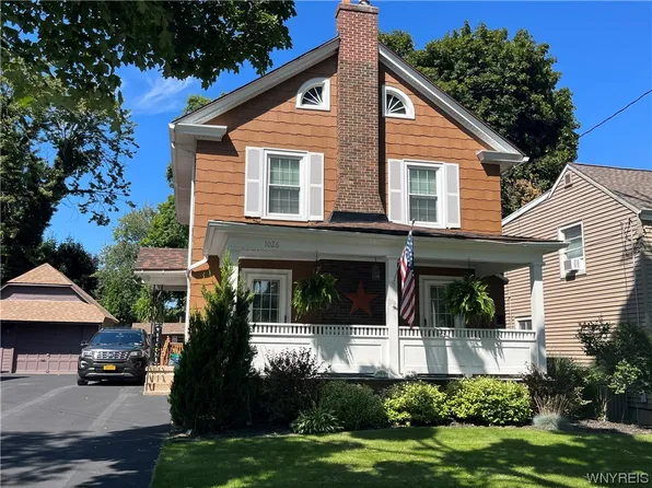 1026 James Ave, Niagara Falls, NY 14305