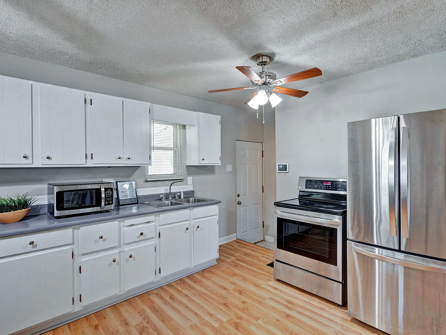 1748 North Bancroft Street — Photo 3