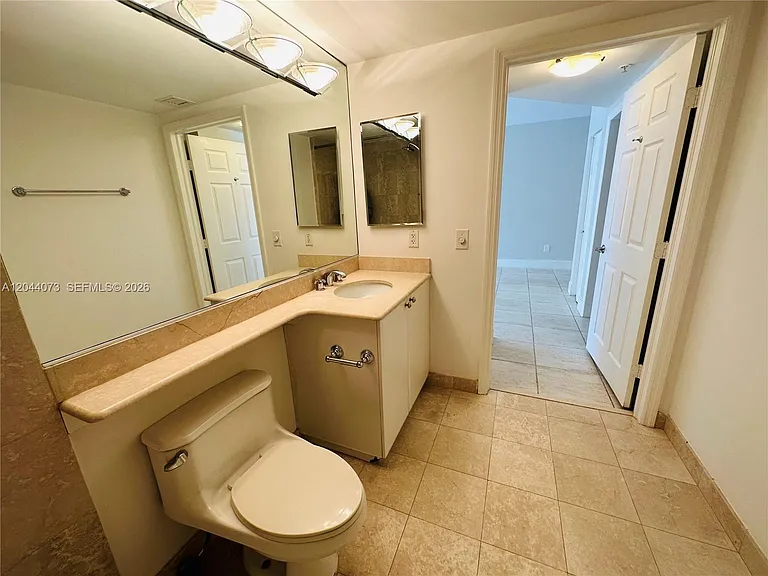 140 Meridian Ave #314 — Photo 37