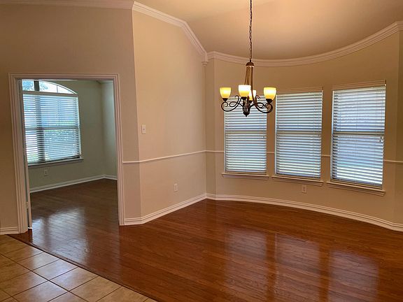 4th image of 3023 Baybreeze Dr
