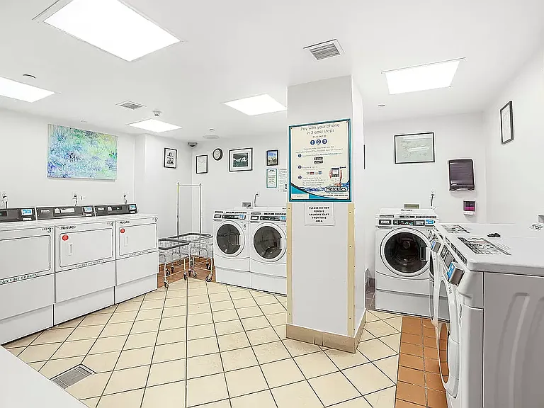 30 W 18th St #16C — Photo 9
