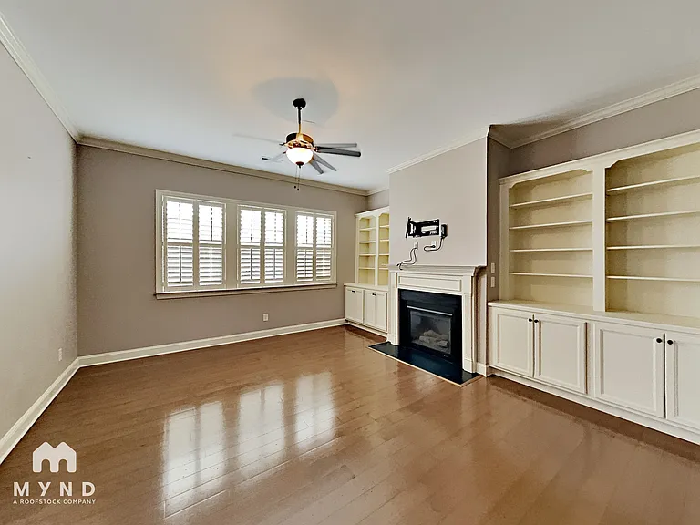 824 Historian St — Photo 2