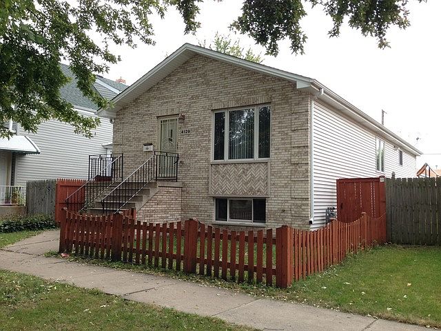 1st image of 4129 Prairie Ave